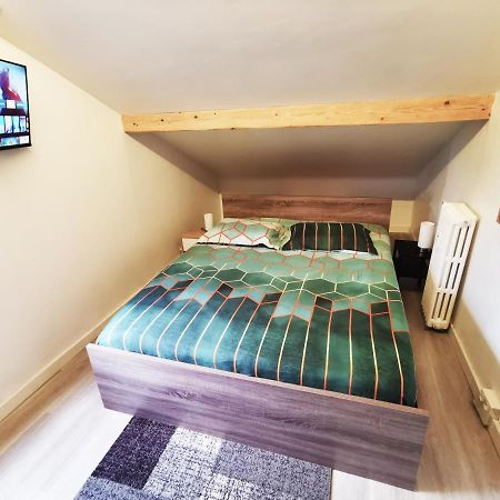 Bagneux Paris Confort Netflix Rer B Экстерьер фото